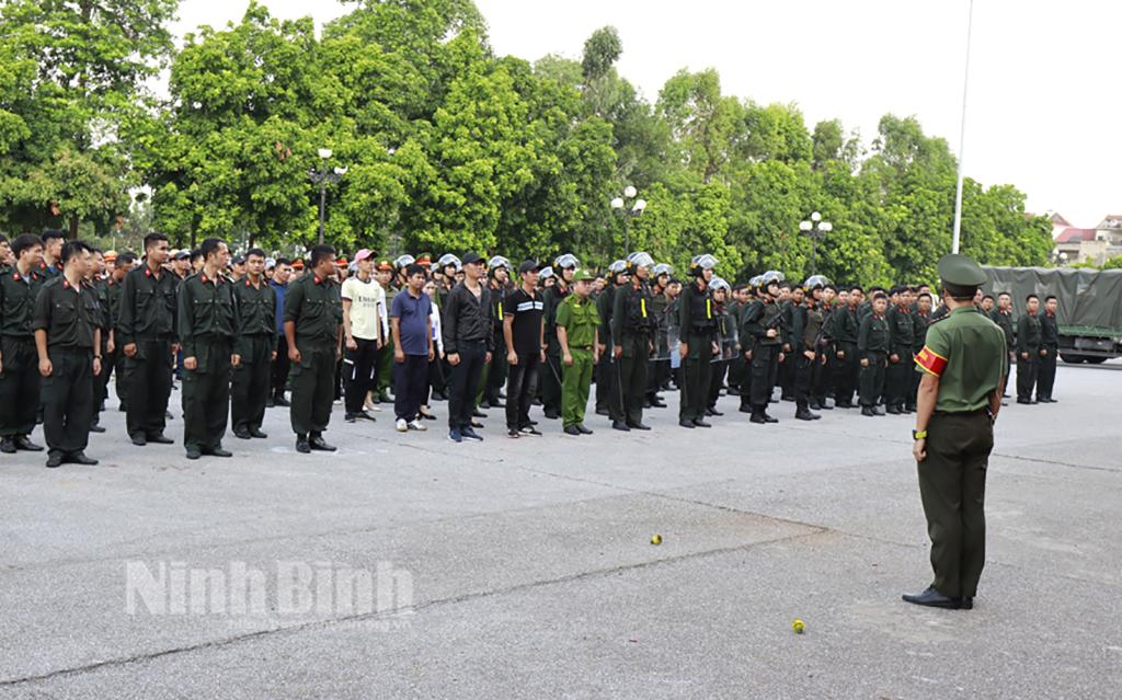 Công an tỉnh tổ chức diễn tập xử lý, giải quyết một số tình huống cấp bách, phức tạp