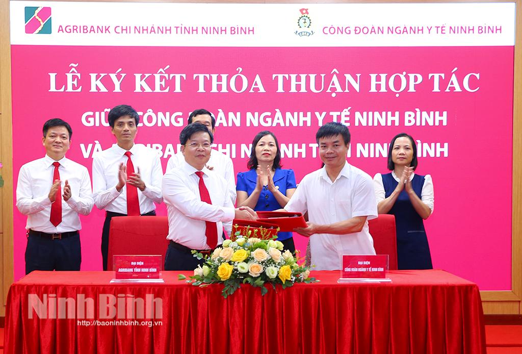 Ký kết thỏa thuận hợp tác giữa Agribank Ninh Bình và Công đoàn ngành Y tế