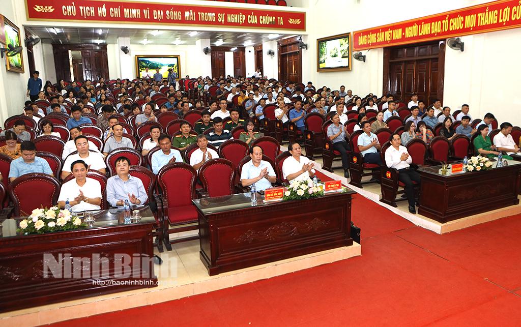 Hoa Lư: Bồi dưỡng, cập nhật kiến thức cho cán bộ đối tượng 4