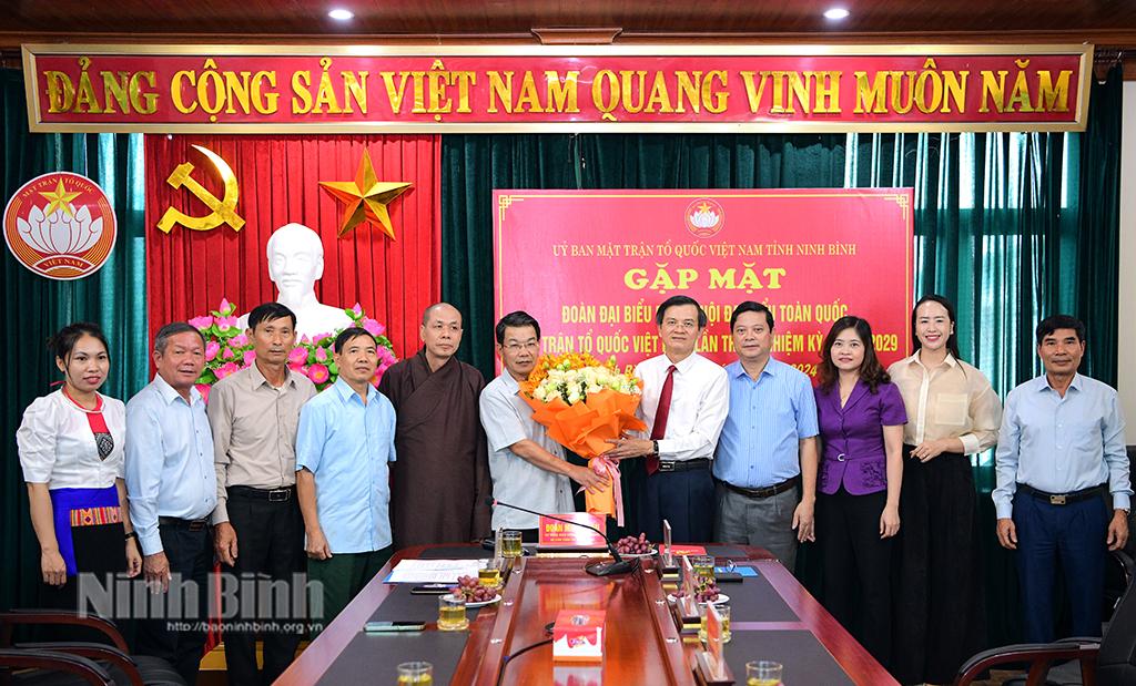 Gặp mặt Đoàn đại biểu dự Đại hội đại biểu toàn quốc MTTQ Việt Nam lần thứ X