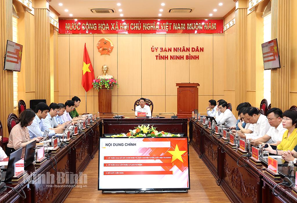 Triển khai sổ sức khỏe điện tử và cấp phiếu lý lịch tư pháp qua ứng dụng VNeID trên toàn quốc