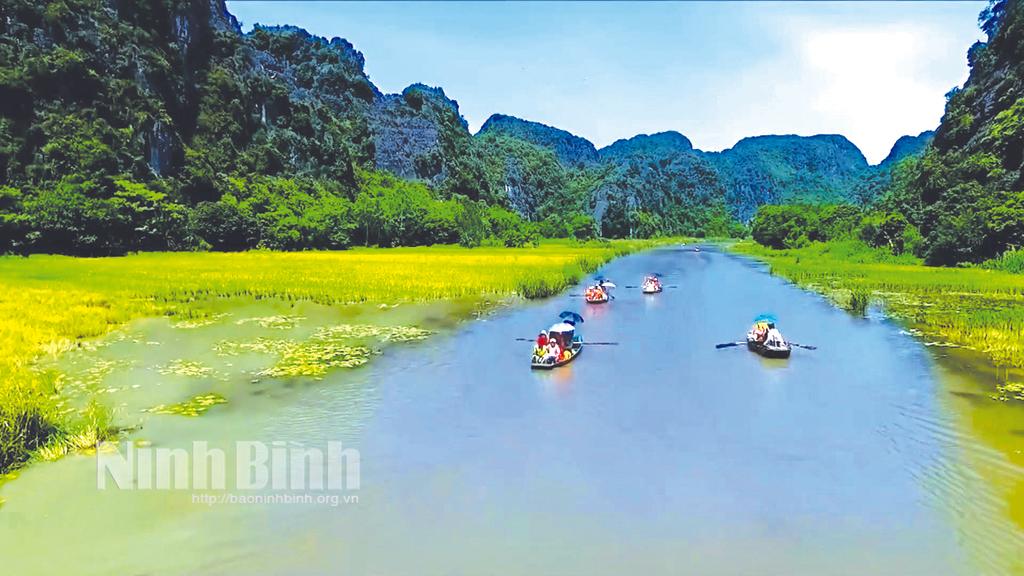 Sống hài hòa trong lòng Di sản