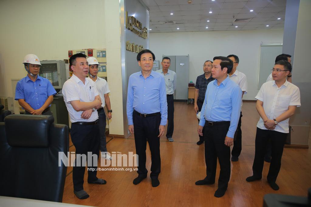 [Video] Đoàn công tác thành viên Chính phủ kiểm tra tình hỉnh sản xuất, kinh doanh tại một số doanh nghiệp của tỉnh