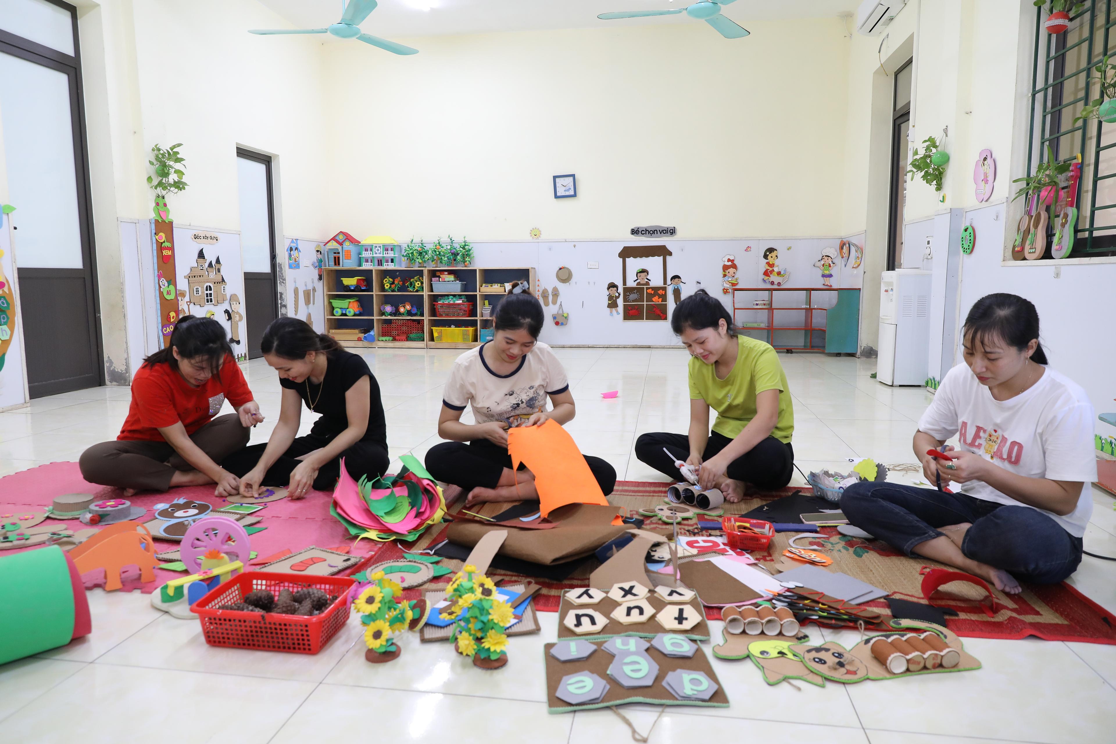 [Video] Kim Sơn chuẩn bị năm học mới