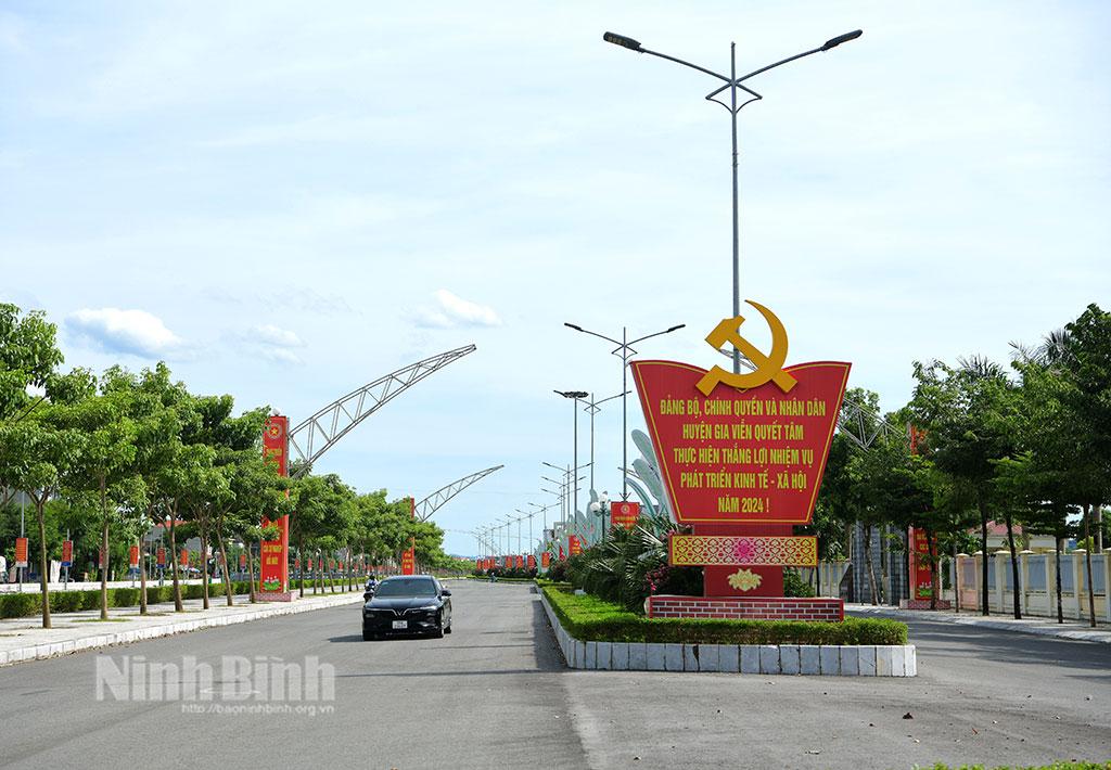 Viết tiếp truyền thống cách mạng, xây dựng quê hương Gia Viễn giàu đẹp