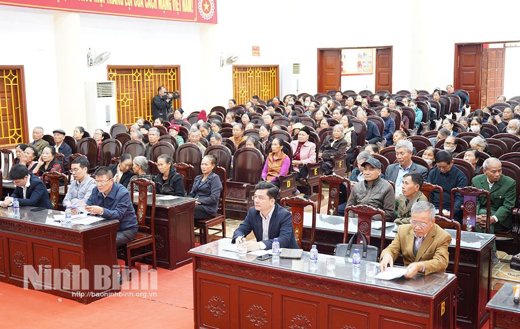 Các đại biểu dự hội nghị.