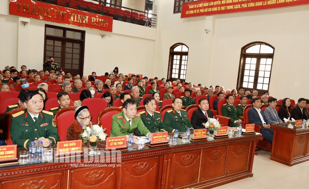 Các đại biểu dự buổi gặp mặt. Ảnh: Anh Tú