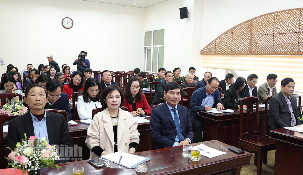 Các đại biểu dự hội nghị.