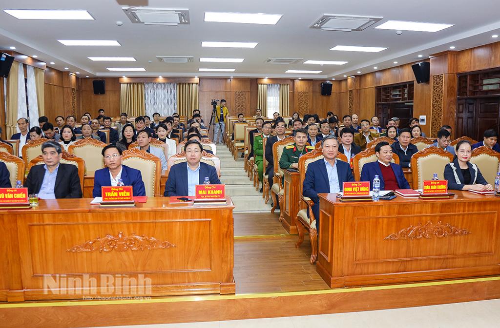 Các đại biểu dự hội nghị.