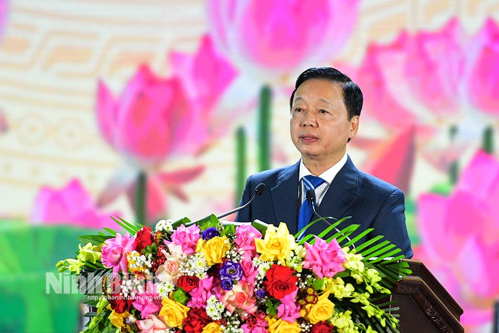 Phó Thủ tướng Chính phủ Trần Hồng Hà phát biểu tại Lễ công bố thành lập thành phố Hoa Lư và công nhận thành phố Hoa Lư đạt tiêu chí đô thị loại I.