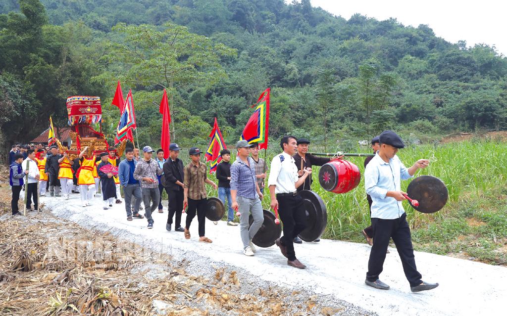 Những nghi lễ cúng cơm mới của đồng bào Mường,xã Kỳ Phú (Nho Quan)