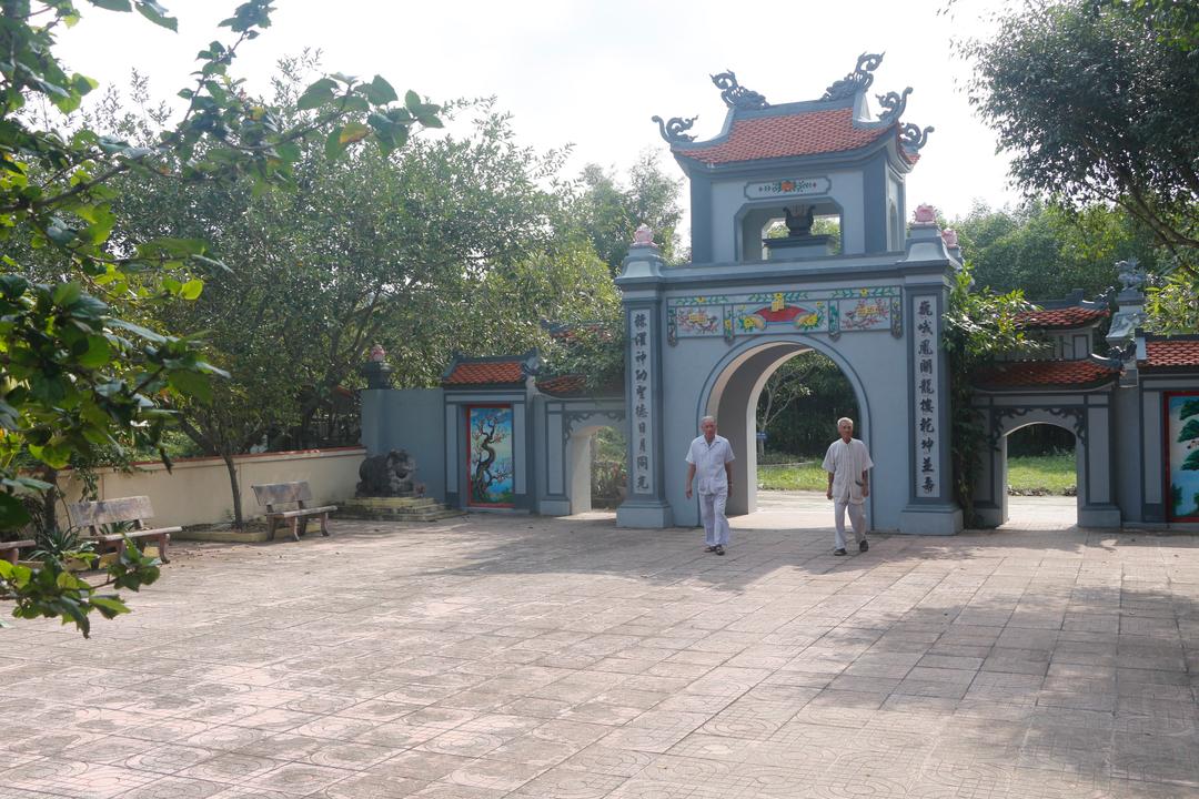 Đền Canh - ngôi đền linh thiêng thờ thần rắn thuộc địa phận xã Đức Thành, huyện Yên Thành (Nghệ An).