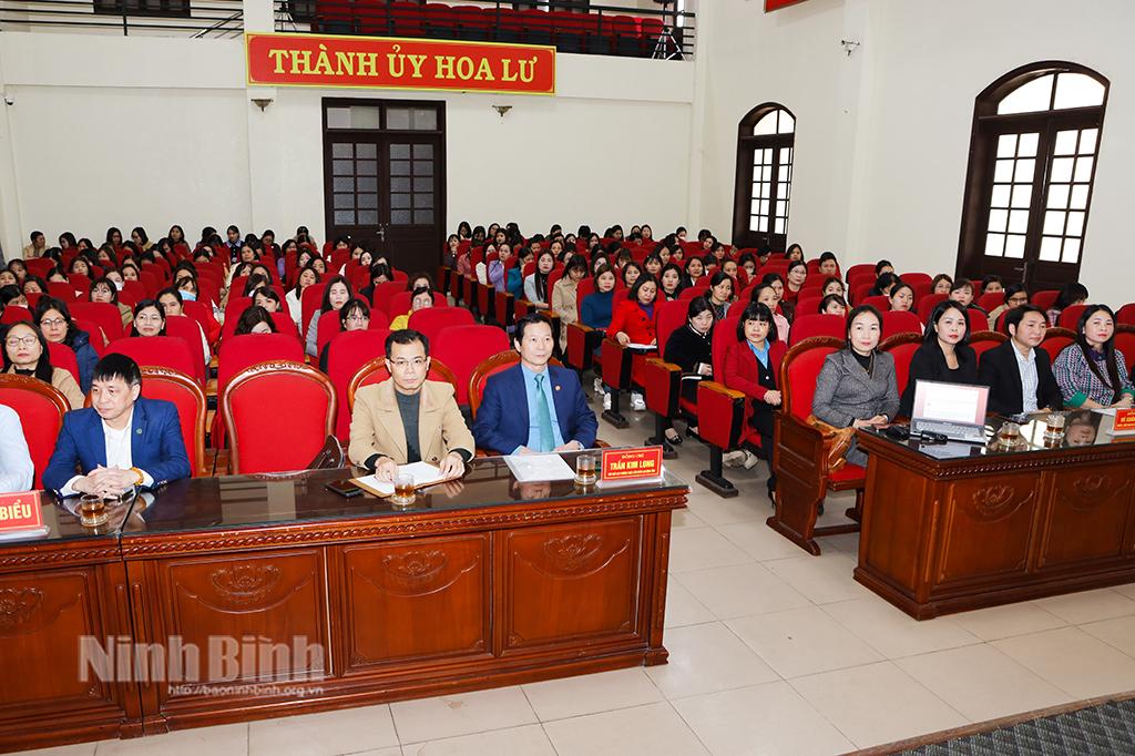 Các đại biểu dự hội nghị.