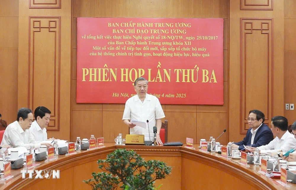 Tổng Bí thư Tô Lâm chủ trì Phiên họp thứ ba Ban Chỉ đạo Trung ương về tổng kết thực hiện Nghị quyết 18-NQ/TW. (Ảnh: TTXVN)