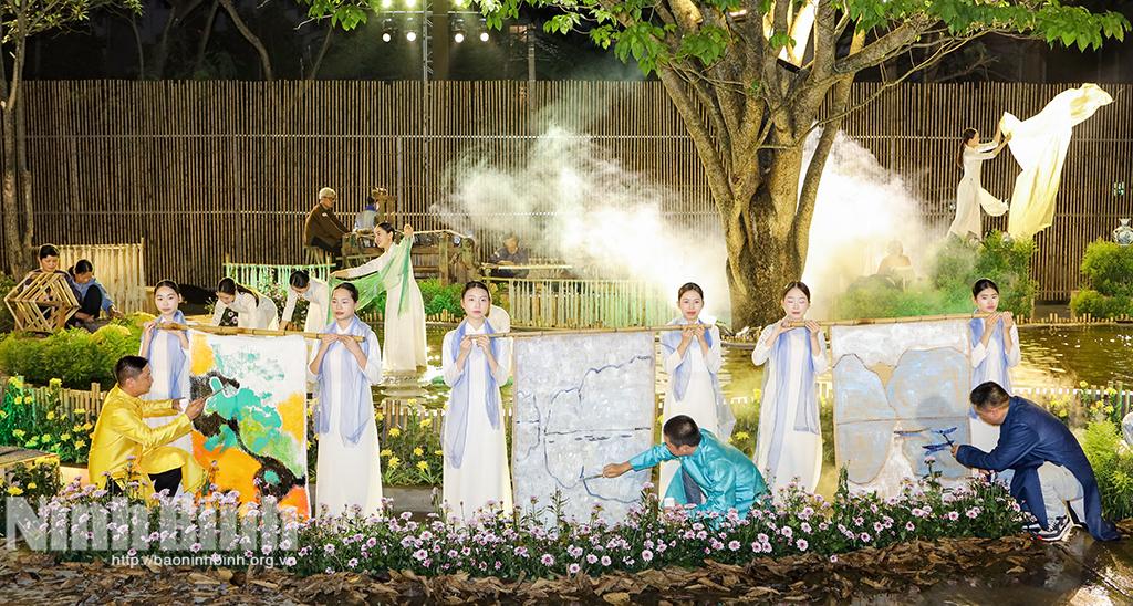 Nghệ nhân các làng nghề trình diễn tại Chương trình.