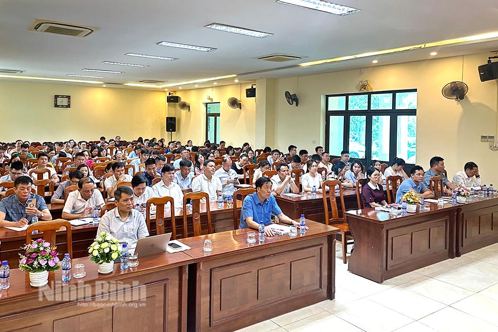 Các đại biểu dự tập huấn.