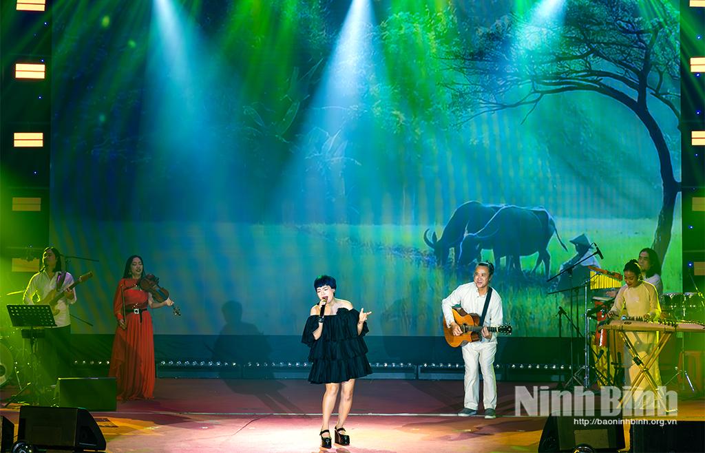 Một tiết mục biểu diễn tại Chương trình nghệ thuật.