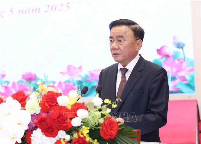 Thường trực Ban Bí thư Trần Cẩm Tú.