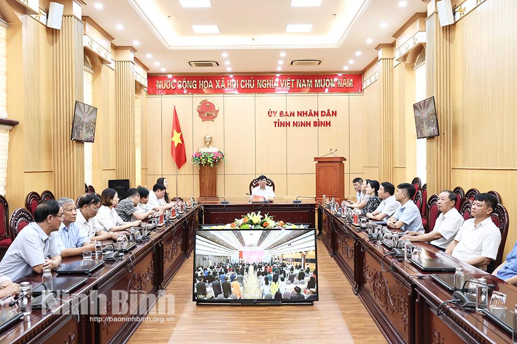 Các đại biểu dự hội nghị tại điểm cầu tỉnh Ninh Bình.