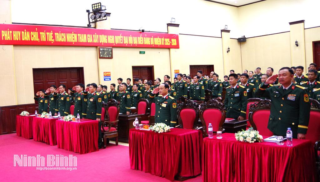 Các đại biểu dự Đại hội Chi bộ Phòng Tham mưu (Đảng bộ Ban Chỉ huy Phòng thủ khu vực 1 - Phù Vân).