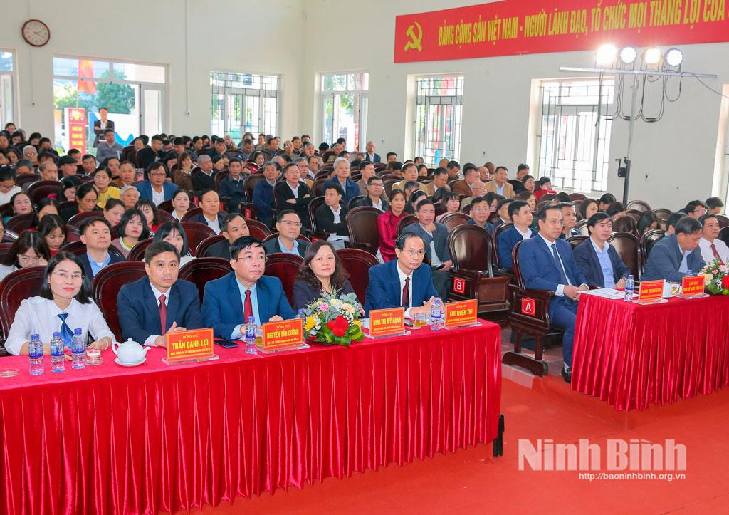 Các đại biểu dự hội nghị.