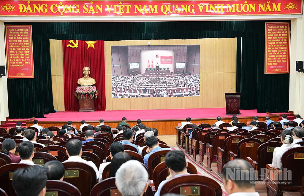 Quang cảnh hội nghị tại điểm cầu tỉnh Ninh Bình.