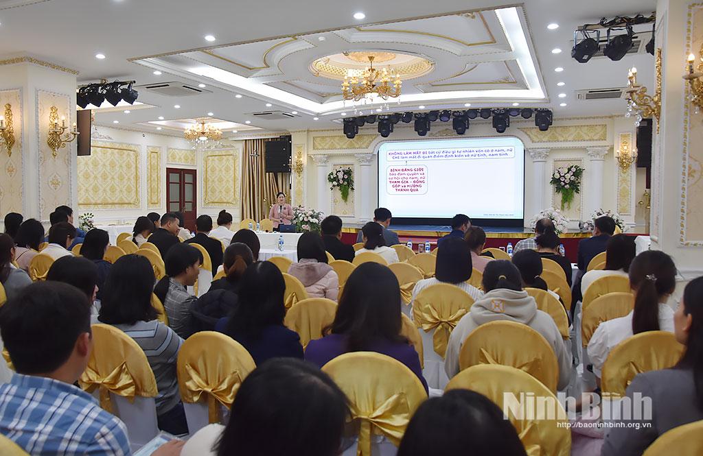 Quang cảnh hội nghị tập huấn.