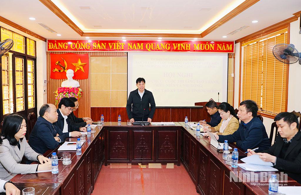 Các đại biểu dự hội nghị.