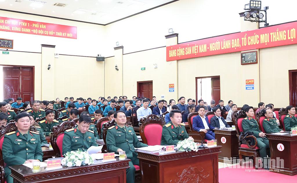 Các đại biểu dự hội nghị.