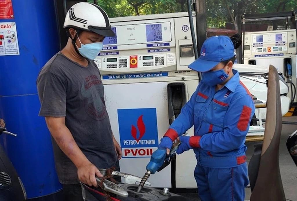 Giá xăng đồng loạt tăng từ 15h ngày 31/7.