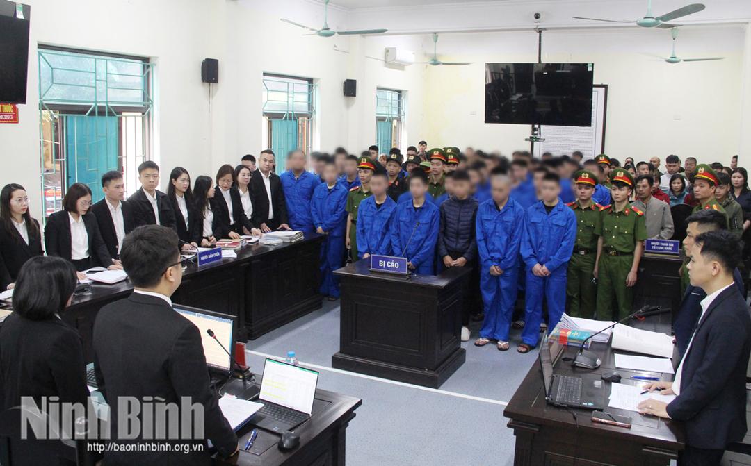 Toàn cảnh phiên xét xử sơ thẩm vụ án "Gây rối trật tự công cộng"