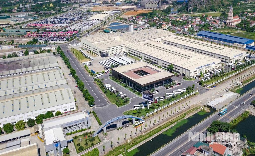 Quang cảnh Nhà máy ô tô Hyundai Thành công Ninh Bình.