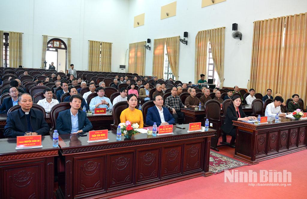 Các đại biểu dự hội nghị.