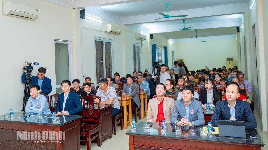 Các đại biểu tham dự hội nghị.