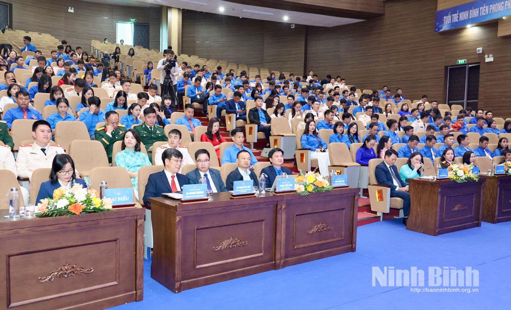 Các đại biểu dự buổi Tọa đàm.