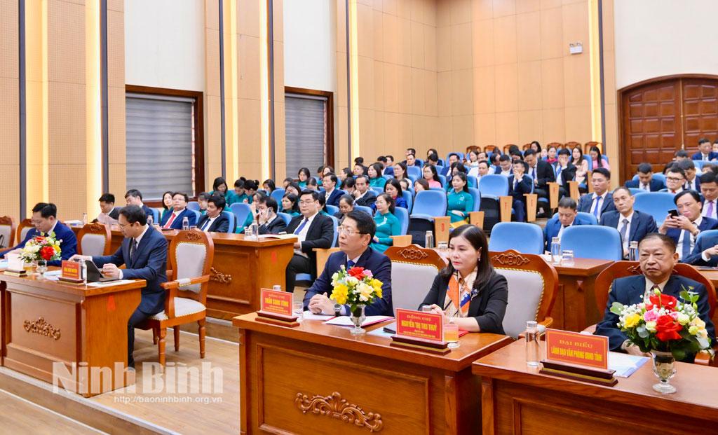 Các đại biểu dự hội nghị.