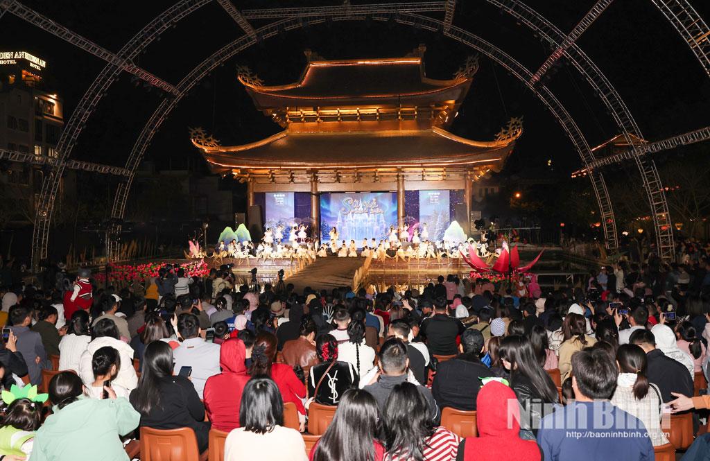 Quang cảnh chương trình.