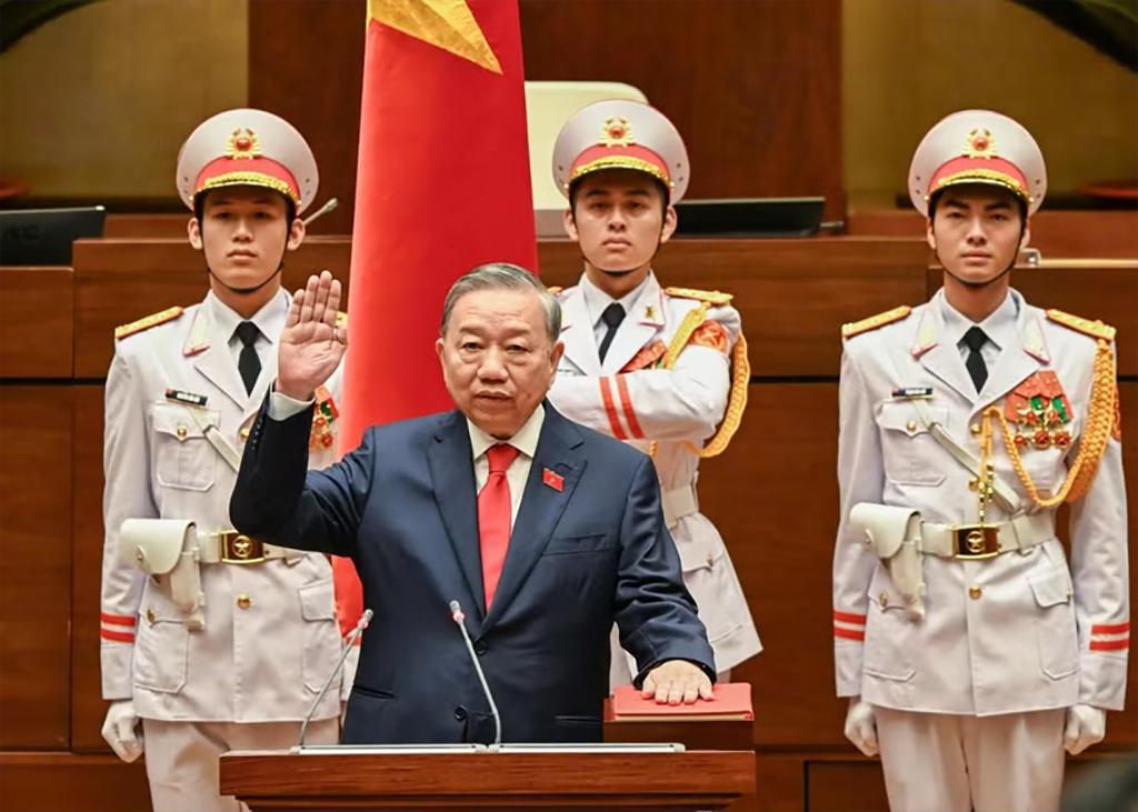 Tổng Bí thư Tô Lâm tuyên thệ nhậm chức Chủ tịch nước Cộng hòa xã hội chủ nghĩa Việt Nam nhiệm kỳ 2026-2031.