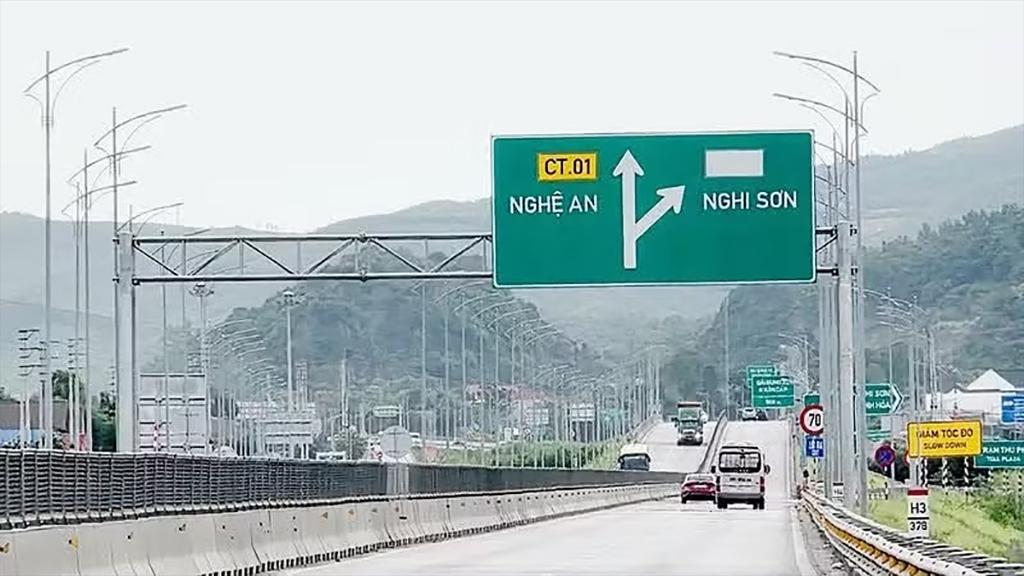 Dự án cao tốc bắc-nam được hoàn thành sẽ giúp kết nối các vùng kinh tế. (Ảnh: HẢI NGUYỄN)