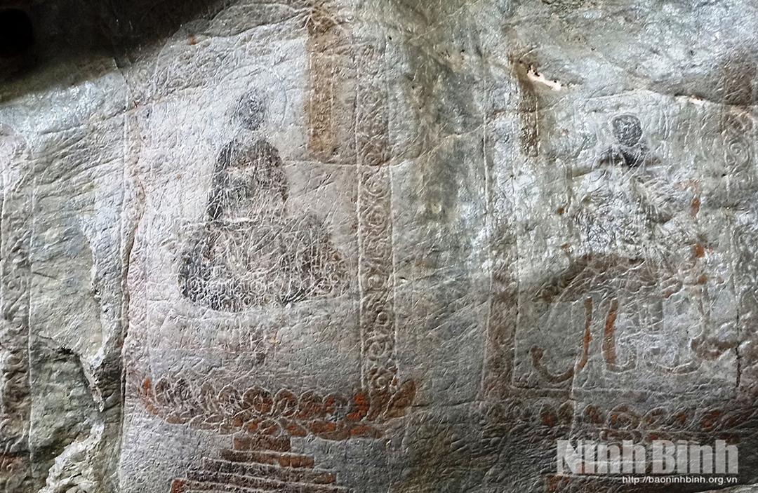 Một phần trong Bộ tranh khắc ma nhai 18 vị La Hán Động Liên Hoa, chùa Phong Phú (phường Tây Hoa Lư) niên đại thời Trần.