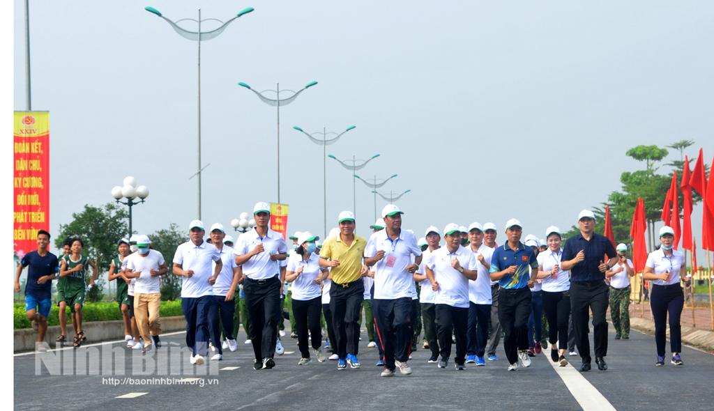 Ngày chạy Olympic vì sức khỏe toàn dân và giải Việt dã huyện Yên Khánh năm 2020
