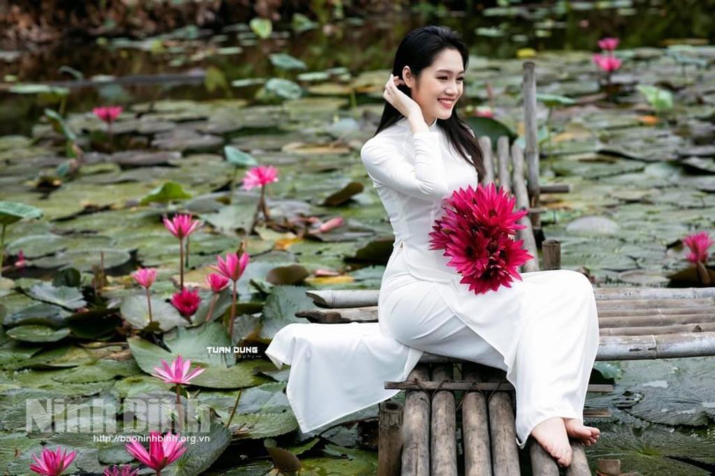 Người đẹp Ninh Bình Nguyễn Thùy Trang tích cực tập luyện cho đêm bán kết Hoa hậu Việt Nam 2020