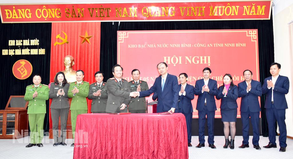 Sơ kết 5 năm Quy chế phối hợp giữa Công an tỉnh và Kho bạc Nhà nước Ninh Bình