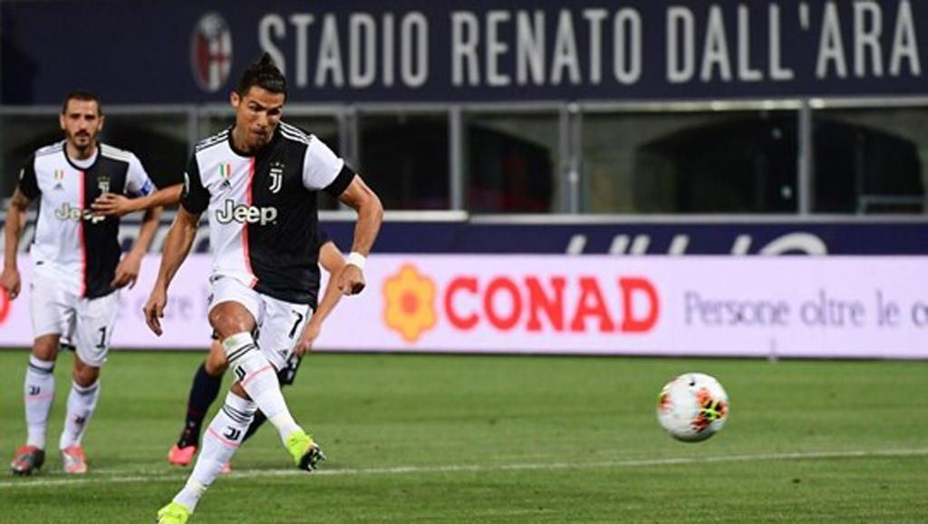 Kết quả: Ronaldo giúp Juve giành 3 điểm, AC Milan thắng đậm