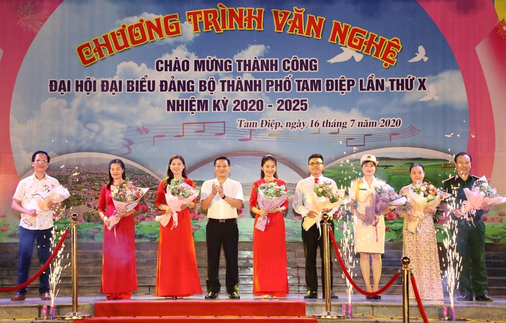 Chương trình văn nghệ chào mừng thành công Đại hội Đảng bộ thành phố Tam Điệp lần thứ X, nhiệm kỳ 2020-2025