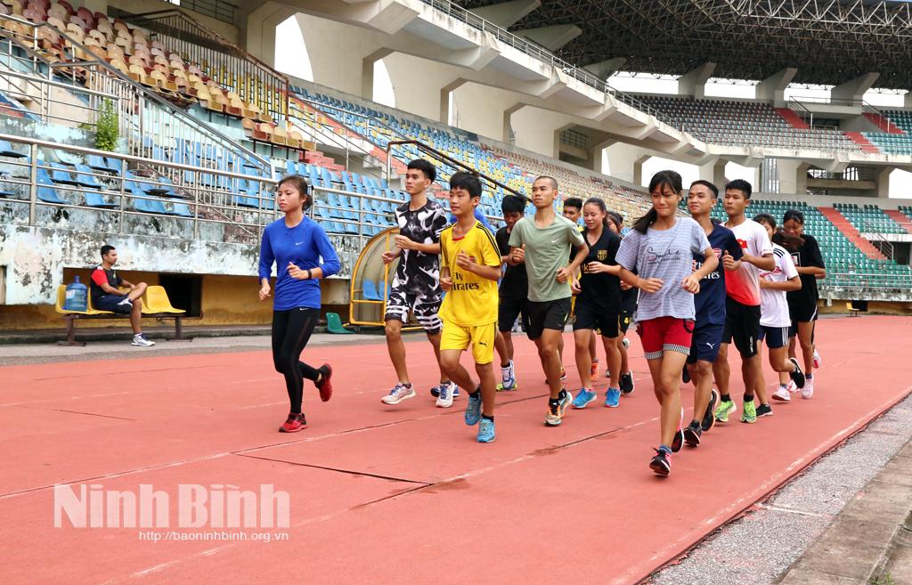 Môn điền kinh trên hành trình tìm lại thời vàng son