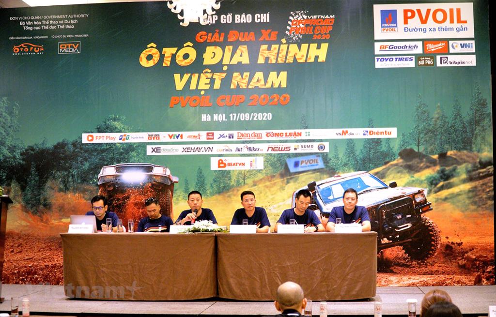 Khởi tranh giải đua ôtô địa hình lớn nhất Việt Nam năm 2020