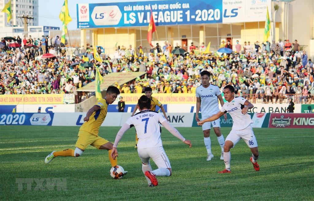 Sông Lam Nghệ An thắng Hoàng Anh Gia Lai trên sân nhà