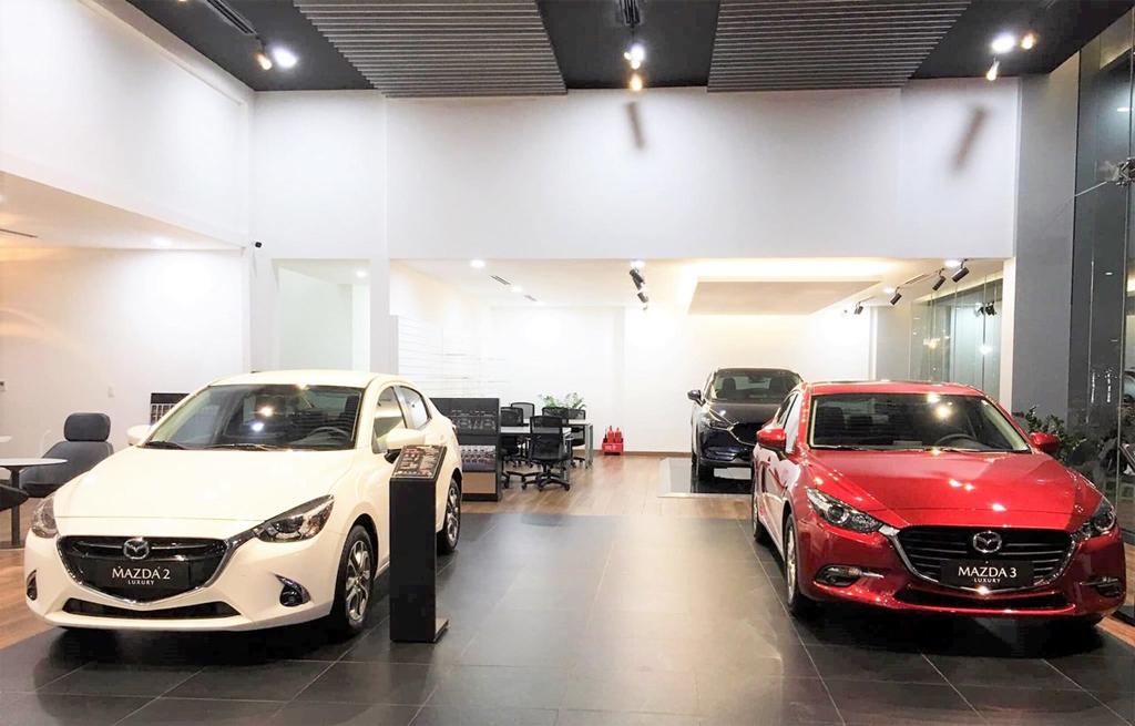 Hàng loạt mẫu xe ôtô giảm giá sâu kích cầu thị trường mua sắm cuối năm