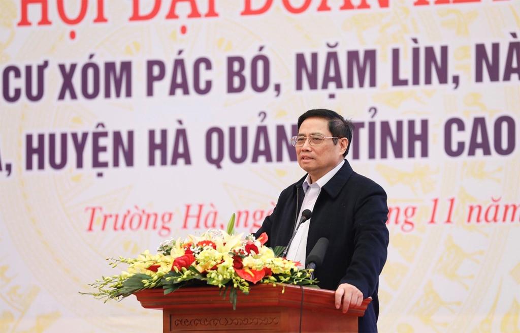 Thủ tướng dự Ngày hội Đại đoàn kết toàn dân tộc tại tỉnh Cao Bằng